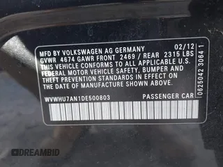 2013 Volkswagen CC VR6 Lux with VIN WVWHU7AN1DE500803, listed as a IAAI auction lot 41740233 with 225,202 mi miles. Bid and sale history available at carsss.com. Image 9.