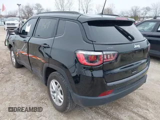 2018 Jeep Compass Sport with VIN 3C4NJCAB4JT469519, listed as a IAAI auction lot 41963902 with 80,093 mi miles. Bid and sale history available at carsss.com. Image 3.