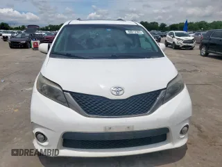 2017 Toyota Sienna SE with VIN 5TDXZ3DC9HS821990, listed as a Copart auction lot 60912365 with 182,672 mi miles and Salvage title. Bid and sale history available at DreamBid. Image 5.