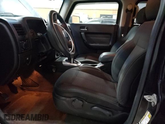 2006 Hummer H3 with VIN 5GTDN136868119507, listed as a Copart auction lot 73580144 with 264,720 mi miles and Clean Title. Bid and sale history available at carsss.com. Image 7.