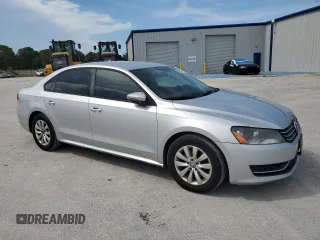 2012 Volkswagen Passat S with VIN 1VWAP7A37CC033613, listed as a Copart auction lot 63634505 with 398,735 mi miles and Salvage title. Bid and sale history available at DreamBid. Image 4.
