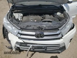 2017 Toyota Highlander XLE z VIN 5TDJZRFH2HS462953, wystawiony jako Copart lot #56287145 z przebiegiem 123 184 mil mil oraz Szkoda całkowita • Salvage title. Historia ofert i sprzedaży dostępna na DreamBid. Obrazek 11.