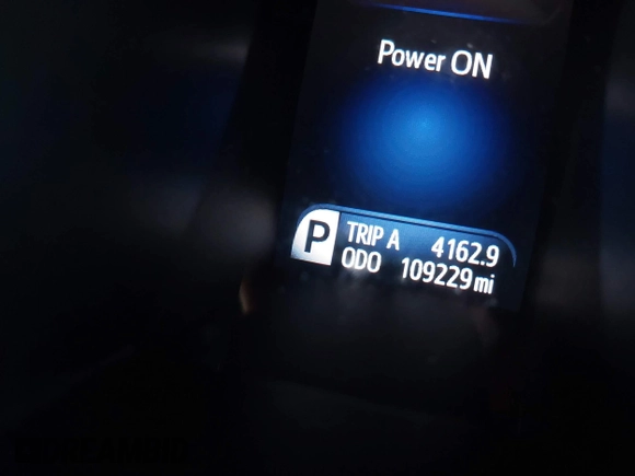 2014 Toyota Avalon Limited with VIN 4T1BK1EB5EU125963, listed as a IAAI auction lot 41273746 with 109,229 mi miles. Bid and sale history available at carsss.com. Image 16.