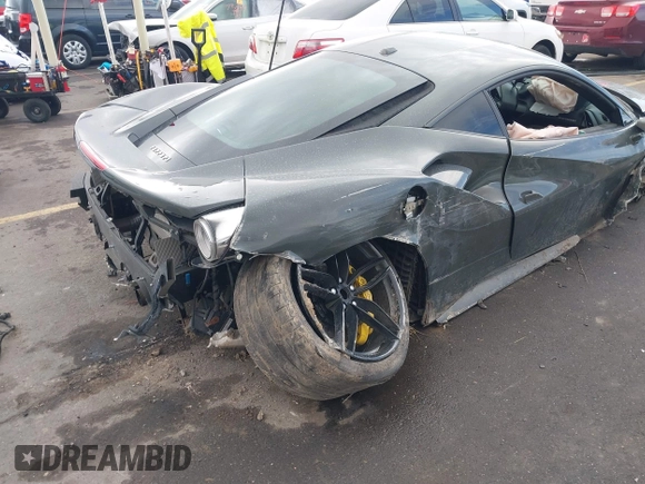 2018 Ferrari 488 z VIN ZFF79ALA9J0229410, wystawiony jako IAAI lot #41511074 z przebiegiem Nie podano mil oraz . Historia ofert i sprzedaży dostępna na DreamBid. Obrazek 6.