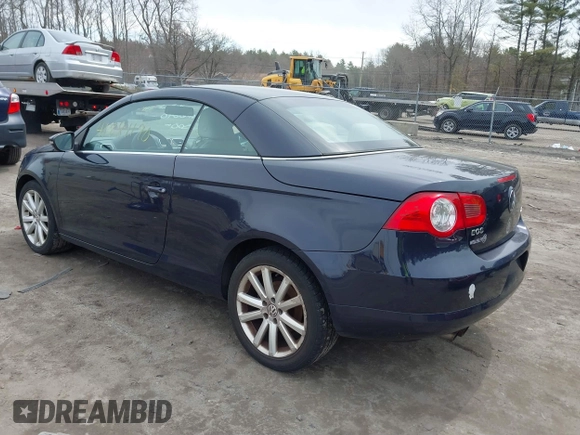 2011 Volkswagen Eos Komfort с VIN WVWBA7AH5BV001475, выставлен на аукционе IAAI как лот 41881190 с пробегом 237 064 миль миль и . История ставок и продаж доступна на DreamBid. Изображение 3.