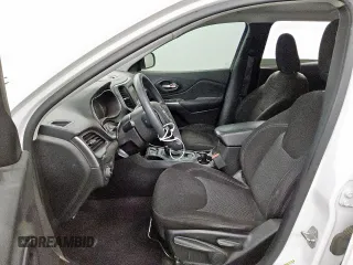 2019 Jeep Cherokee Latitude with VIN 1C4PJLCX4KD145964, listed as a Copart auction lot 55045555 with 100,821 mi miles and Clean title. Bid and sale history available at DreamBid. Image 7.