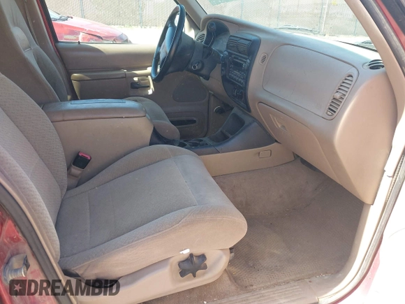 1999 Mercury Mountaineer with VIN 4M2ZU54E8XUJ33603, listed as a IAAI auction lot 42010958 with 252,141 mi miles and . Bid and sale history available at DreamBid. Image 5.