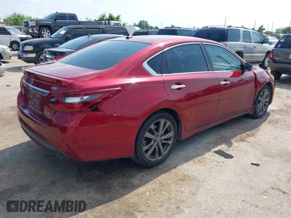 2018 Nissan Altima SR with VIN 1N4AL3AP9JC195613, listed as a IAAI auction lot 42131986 with 83,256 mi miles and . Bid and sale history available at carsss.com. Image 4.