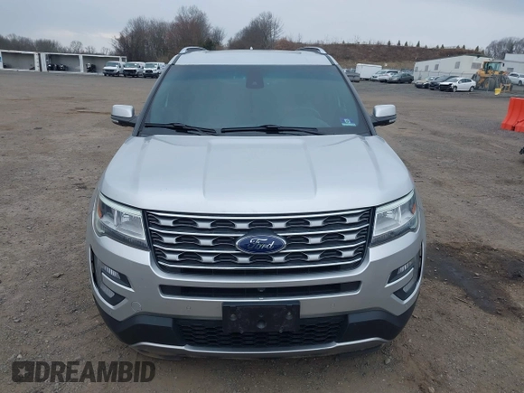 2016 Ford Explorer Limited with VIN 1FM5K8F82GGB14820, listed as a IAAI auction lot 41898830 with 72,282 mi miles. Bid and sale history available at carsss.com. Image 12.