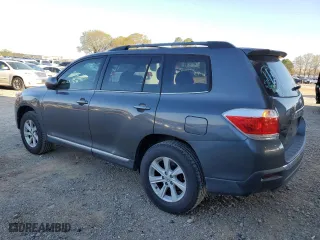 2013 Toyota Highlander with VIN 5TDZA3EH7DS039515, listed as a Copart auction lot 50390035 with 207,775 mi miles and Clean Title. Bid and sale history available at carsss.com. Image 2.