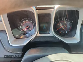 2013 Chevrolet Camaro LS z VIN 2G1FA1E38D9139569, wystawiony jako Copart lot #61077805 z przebiegiem 119 027 mil mil oraz Czysty tytuł • Clean title. Historia ofert i sprzedaży dostępna na DreamBid. Obrazek 9.