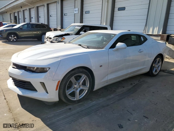 2018 Chevrolet Camaro 2LT with VIN 1G1FD1RS5J0168185, listed as a Copart auction lot 43020075 with 56,312 mi miles and Salvage Title. Bid and sale history available at carsss.com. Image 1.