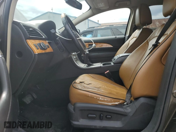 2011 Lincoln MKX with VIN 2LMDJ8JK8BBJ27786, listed as a Copart auction lot 50939525 with 158,142 mi miles and Salvage Title. Bid and sale history available at DreamBid. Image 7.