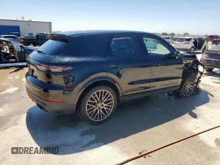 2023 Porsche Cayenne with VIN WP1AA2AY1PDA02570, listed as a Copart auction lot 57474635 with 31,407 mi miles and Salvage title. Bid and sale history available at DreamBid. Image 3.