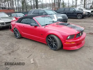 2006 Ford Mustang GT Deluxe with VIN 1ZVFT85H265120003, listed as a IAAI auction lot 41810689 with 93,878 mi miles. Bid and sale history available at carsss.com. Image 1.