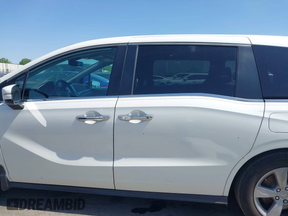 2019 Honda Odyssey EX-L with VIN 5FNRL6H76KB101969, listed as a IAAI auction lot 41985816 with 107,309 mi miles. Bid and sale history available at carsss.com. Image 14.