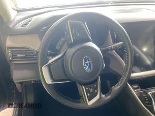 2022 Subaru Outback Premium z VIN 4S4BTADC4N3267394, wystawiony jako IAAI lot #42784086 z przebiegiem 74 740 mil mil oraz . Historia ofert i sprzedaży dostępna na DreamBid. Obrazek 4.