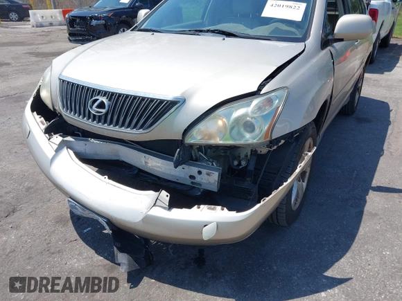 2004 Lexus RX 330 with VIN 2T2HA31U24C006277, listed as a IAAI auction lot 42019822 with 209,423 mi miles. Bid and sale history available at carsss.com. Image 6.
