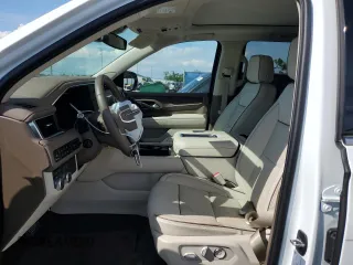 2024 GMC Yukon Denali with VIN 1GKS2DKL9RR135136, listed as a Copart auction lot 50688575 with 4,077 mi miles and Salvage Title. Bid and sale history available at carsss.com. Image 7.
