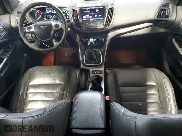 2013 Ford Escape SE z VIN 1FMCU9GX0DUA43966, wystawiony jako Copart lot #66152725 z przebiegiem 122 498 mil mil oraz Czysty tytuł • Clean title. Historia ofert i sprzedaży dostępna na DreamBid. Obrazek 8.