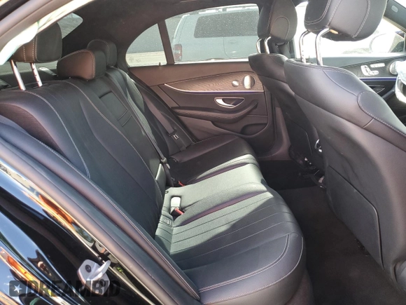2022 Mercedes-Benz E 350 with VIN W1KZF8DB0NB077775, listed as a Copart auction lot 56567085 with 39,548 mi miles and Salvage title. Bid and sale history available at DreamBid. Image 10.
