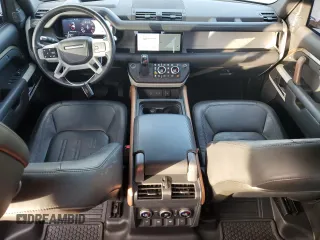 2020 Land Rover Defender HSE z VIN SALE9EEU7L2014905, wystawiony jako Copart lot #85282394 z przebiegiem 34 922 mil mil oraz Szkoda całkowita • Salvage title. Historia ofert i sprzedaży dostępna na DreamBid. Obrazek 8.
