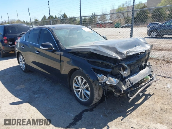 2015 Infiniti Q50 Premium with VIN JN1BV7AP9FM348009, listed as a IAAI auction lot 41852281 with 124,118 mi miles. Bid and sale history available at carsss.com. Image 1.