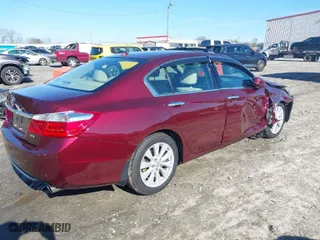 2014 Honda Accord Sedan EX-L with VIN 1HGCR3F82EA038012, listed as a IAAI auction lot 41486603 with 95,729 mi miles. Bid and sale history available at carsss.com. Image 4.