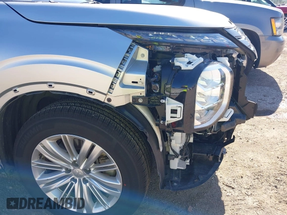 2024 Mitsubishi Outlander ES z VIN JA4J3UA8XRZ015082, wystawiony jako IAAI lot #42244407 z przebiegiem 18 885 mil mil oraz . Historia ofert i sprzedaży dostępna na DreamBid. Obrazek 20.