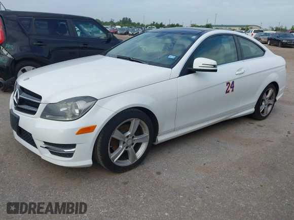 2015 Mercedes-Benz C 250 with VIN WDDGJ4HB9FG370183, listed as a IAAI auction lot 42670705 with 127,582 mi miles and . Bid and sale history available at DreamBid. Image 17.