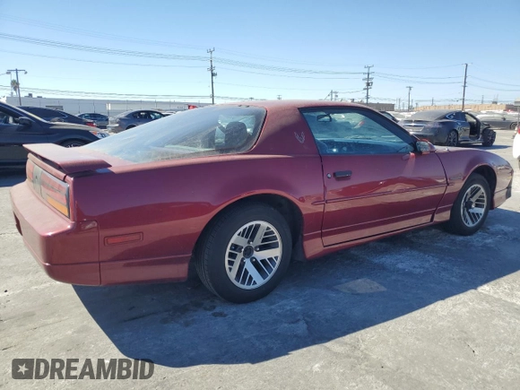 1990 Pontiac Firebird с VIN 1G2FS23T2LL206191, выставлен на аукционе Copart как лот 76175064 с пробегом 103 903 миль миль и Списание • Salvage title. История ставок и продаж доступна на DreamBid. Изображение 3.