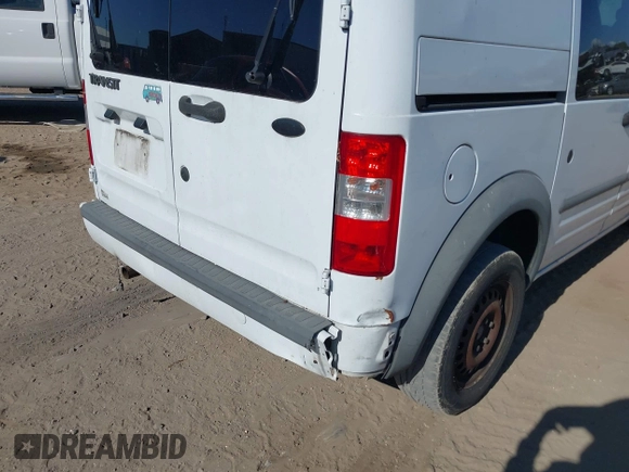 2010 Ford Transit Connect XLT с VIN NM0LS6BN0AT024167, выставлен на аукционе IAAI как лот 41558440 с пробегом 89 283 миль миль и . История ставок и продаж доступна на DreamBid. Изображение 13.