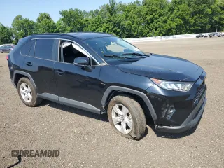 2020 Toyota RAV4 XLE z VIN 2T3P1RFV0LW102224, wystawiony jako Copart lot #62390525 z przebiegiem 80 623 mil mil oraz Szkoda całkowita • Salvage title. Historia ofert i sprzedaży dostępna na DreamBid. Obrazek 4.