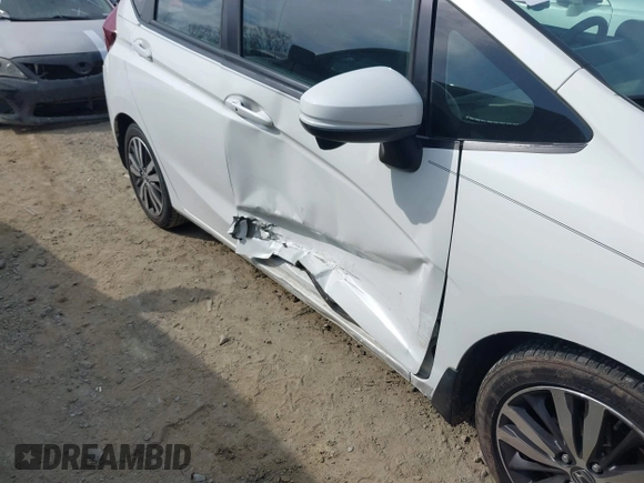2015 Honda Fit EX-L with VIN 3HGGK5H85FM752283, listed as a IAAI auction lot 41784401 with 135,188 mi miles and . Bid and sale history available at DreamBid. Image 6.