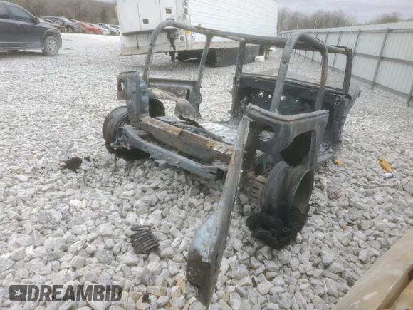 2013 Jeep Wrangler Rubicon 10th Anniversary z VIN 1C4BJWCG9DL555910, wystawiony jako Copart lot #51588595 z przebiegiem Nie podano mil oraz Szkoda całkowita • Salvage title. Historia ofert i sprzedaży dostępna na DreamBid. Obrazek 3.