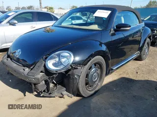 2013 Volkswagen Beetle 50s Edition with VIN 3VW5P7AT5DM829195, listed as a IAAI auction lot 42225948 with 87,202 mi miles and . Bid and sale history available at DreamBid. Image 21.