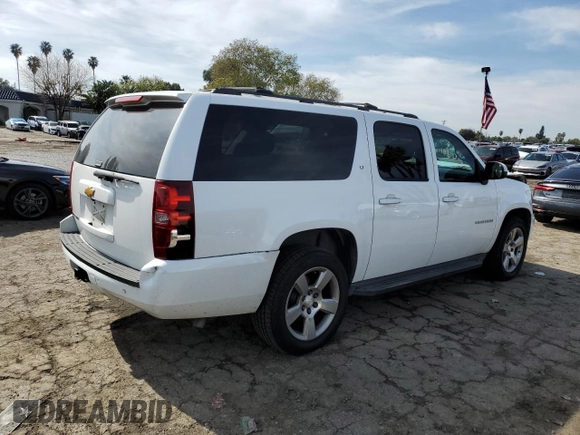 2014 Chevrolet Suburban LT with VIN 1GNSCJE00ER209005, listed as a Copart auction lot 45729745 with 129,662 mi miles and Salvage Title. Bid and sale history available at carsss.com. Image 3.