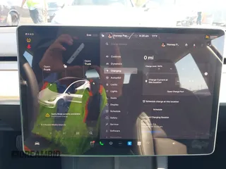 2023 Tesla Model 3 z VIN 5YJ3E1EA5PF401237, wystawiony jako IAAI lot #42520423 z przebiegiem 45 262 mil mil oraz . Historia ofert i sprzedaży dostępna na DreamBid. Obrazek 18.