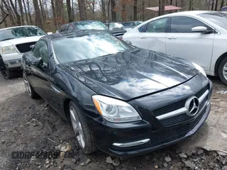 2012 Mercedes-Benz SLK-Class SLK 350 with VIN WDDPK5HA6CF018061, listed as a IAAI auction lot 41733621 with 83,900 mi miles. Bid and sale history available at carsss.com. Image 1.