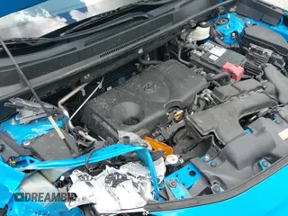 2020 Toyota RAV4 LE z VIN 2T3H1RFVXLW069740, wystawiony jako IAAI lot #43231060 z przebiegiem 76 537 mil mil oraz . Historia ofert i sprzedaży dostępna na DreamBid. Obrazek 18.