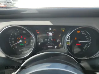 2022 Jeep Wrangler Unlimited Sahara z VIN 1C4JJXP60NW172103, wystawiony jako Copart lot #60396415 z przebiegiem 29 960 mil mil oraz Szkoda całkowita • Salvage title. Historia ofert i sprzedaży dostępna na DreamBid. Obrazek 9.