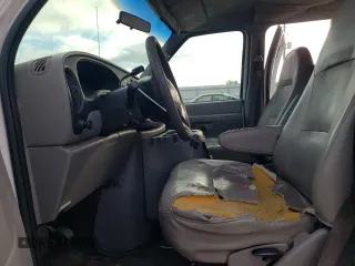 2002 Ford Econoline Passenger XL с VIN 1FMRE11272HB81824, выставлен на аукционе Copart как лот 89143725 с пробегом 376 224 миль миль и Чистый • Clean title. История ставок и продаж доступна на DreamBid. Изображение 7.