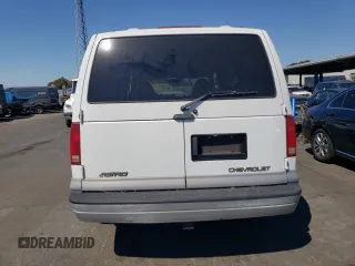 2000 Chevrolet Astro with VIN 1GNDM19W6YB138636, listed as a Copart auction lot 70530964 with Not Provided miles and Clean Title. Bid and sale history available at carsss.com. Image 6.
