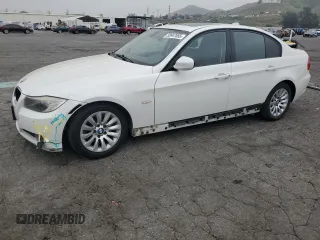 2009 BMW 3 Series 328i with VIN WBAPH535X9A437259, listed as a Copart auction lot 52647055 with 97,704 mi miles and Salvage title. Bid and sale history available at DreamBid. Image 1.