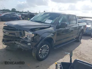 2020 Ford F-150 XL z VIN 1FTEW1CP0LKF02003, wystawiony jako IAAI lot #42431211 z przebiegiem 94 023 mil mil oraz . Historia ofert i sprzedaży dostępna na DreamBid. Obrazek 18.