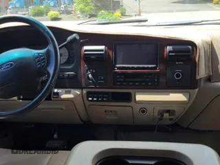 2005 Ford F-250 XL с VIN 1FTSW21P55EC70561, выставлен на аукционе Copart как лот 58500605 с пробегом 122 723 миль миль и На запчасти • Non repairable. История ставок и продаж доступна на DreamBid. Изображение 9.