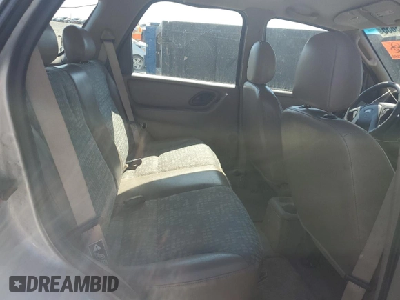 2002 Ford Escape XLS Choice with VIN 1FMYU02112KB00947, listed as a Copart auction lot 48948855 with 223,287 mi miles and Salvage title. Bid and sale history available at DreamBid. Image 11.