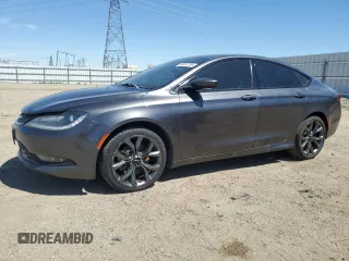 2015 Chrysler 200 S with VIN 1C3CCCBG8FN529079, listed as a Copart auction lot 53067795 with 237,230 mi miles and Clean Title. Bid and sale history available at carsss.com. Image 1.
