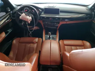 2018 BMW X5 M z VIN 5YMKT6C50J0Y84279, wystawiony jako Copart lot #45330495 z przebiegiem 41 745 mil mil oraz Szkoda całkowita • Salvage title. Historia ofert i sprzedaży dostępna na DreamBid. Obrazek 8.