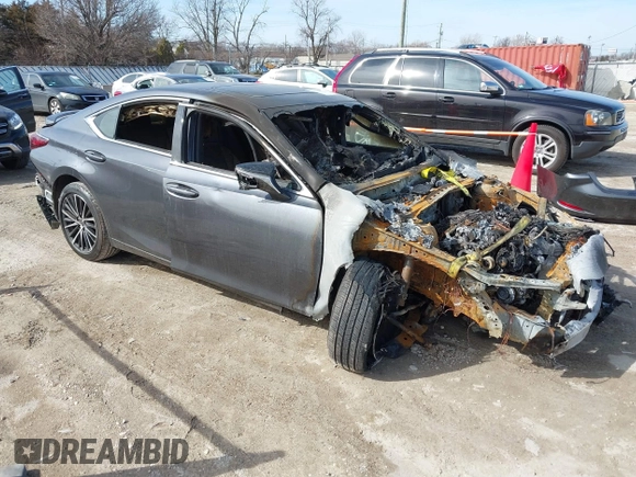 2024 Lexus ES 350 z VIN 58ADZ1B14RU182685, wystawiony jako IAAI lot #41758714 z przebiegiem Nie podano mil oraz . Historia ofert i sprzedaży dostępna na DreamBid. Obrazek 1.